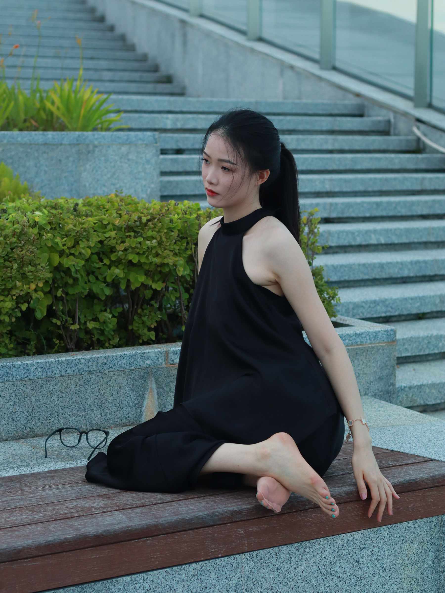 个人约拍 - 18号作品 02框眼镜小妹/(258P)
