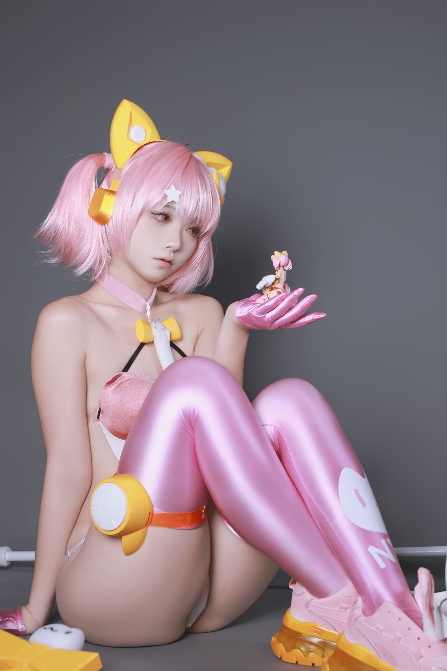动漫博主 G44不会受伤 - 女神装置Puni Mofu猫猫/(54P)