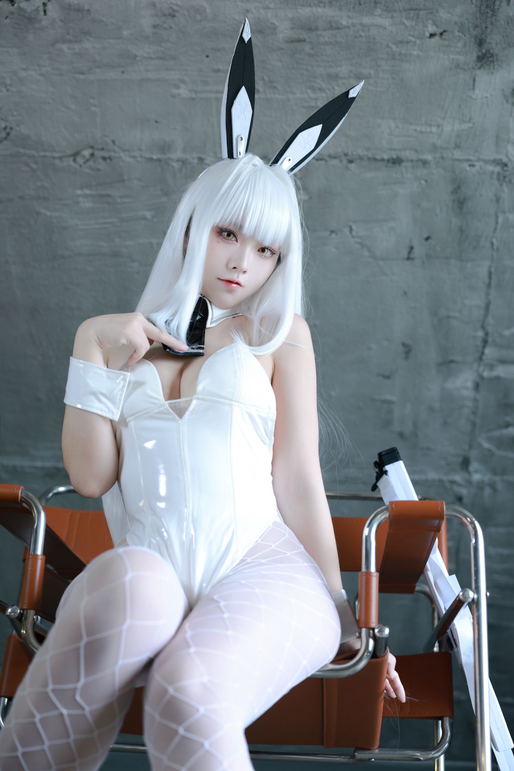 动漫博主 G44不会受伤 - 布兰儿兔女郎/(51P)