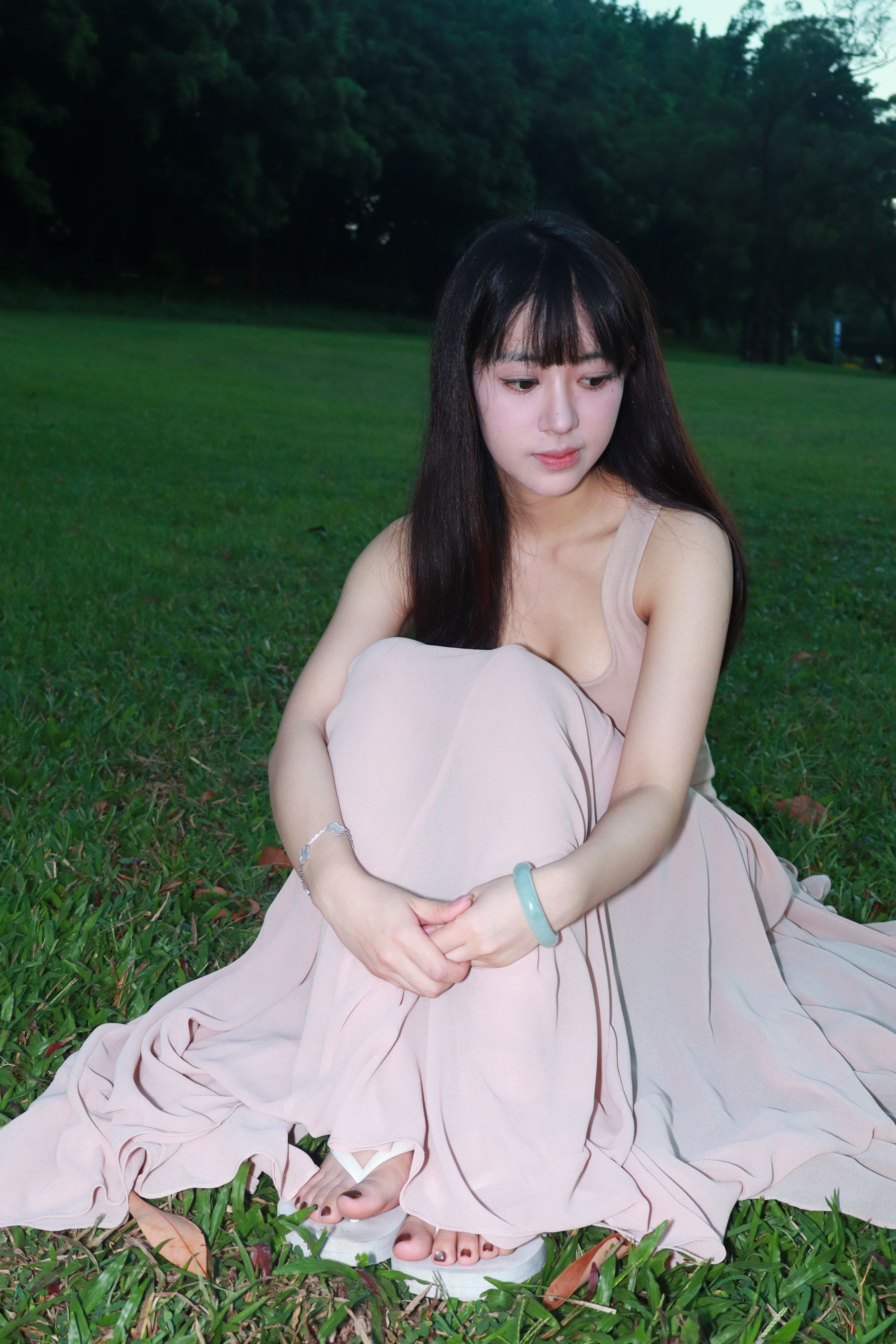 个人约拍 - 20号作品 超高颜值短裙学生妹小姐姐/(333P)