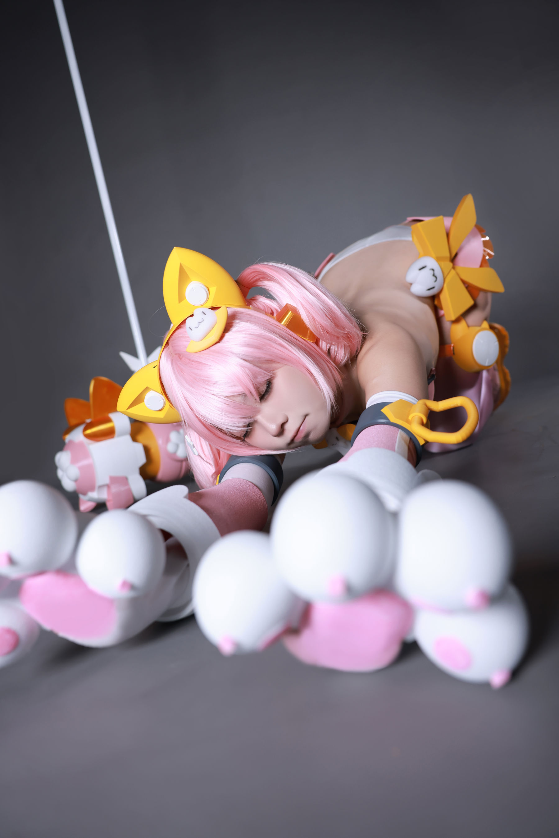 动漫博主 G44不会受伤 - 女神装置Puni Mofu猫猫/(54P)