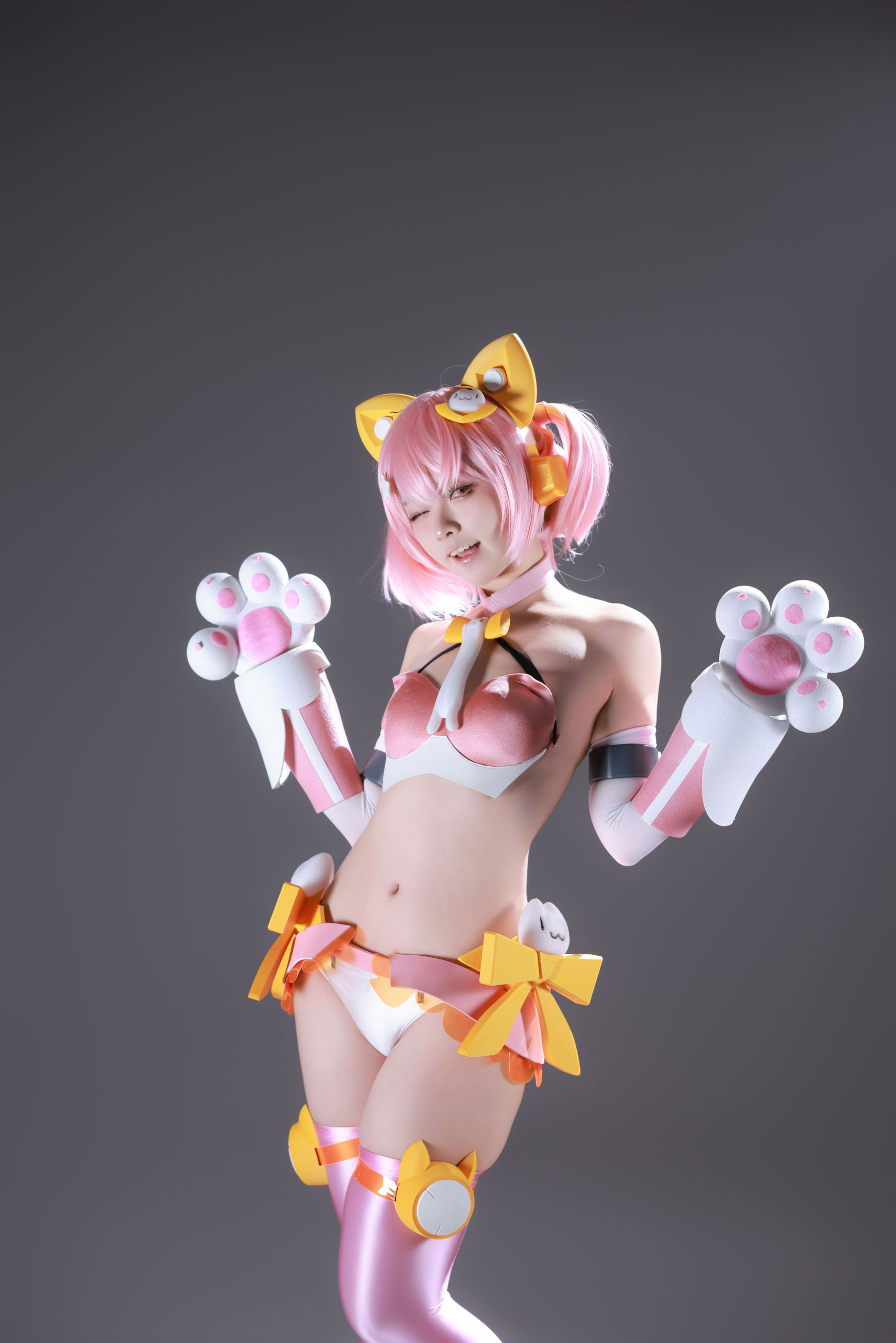 动漫博主 G44不会受伤 - 女神装置Puni Mofu猫猫/(54P)