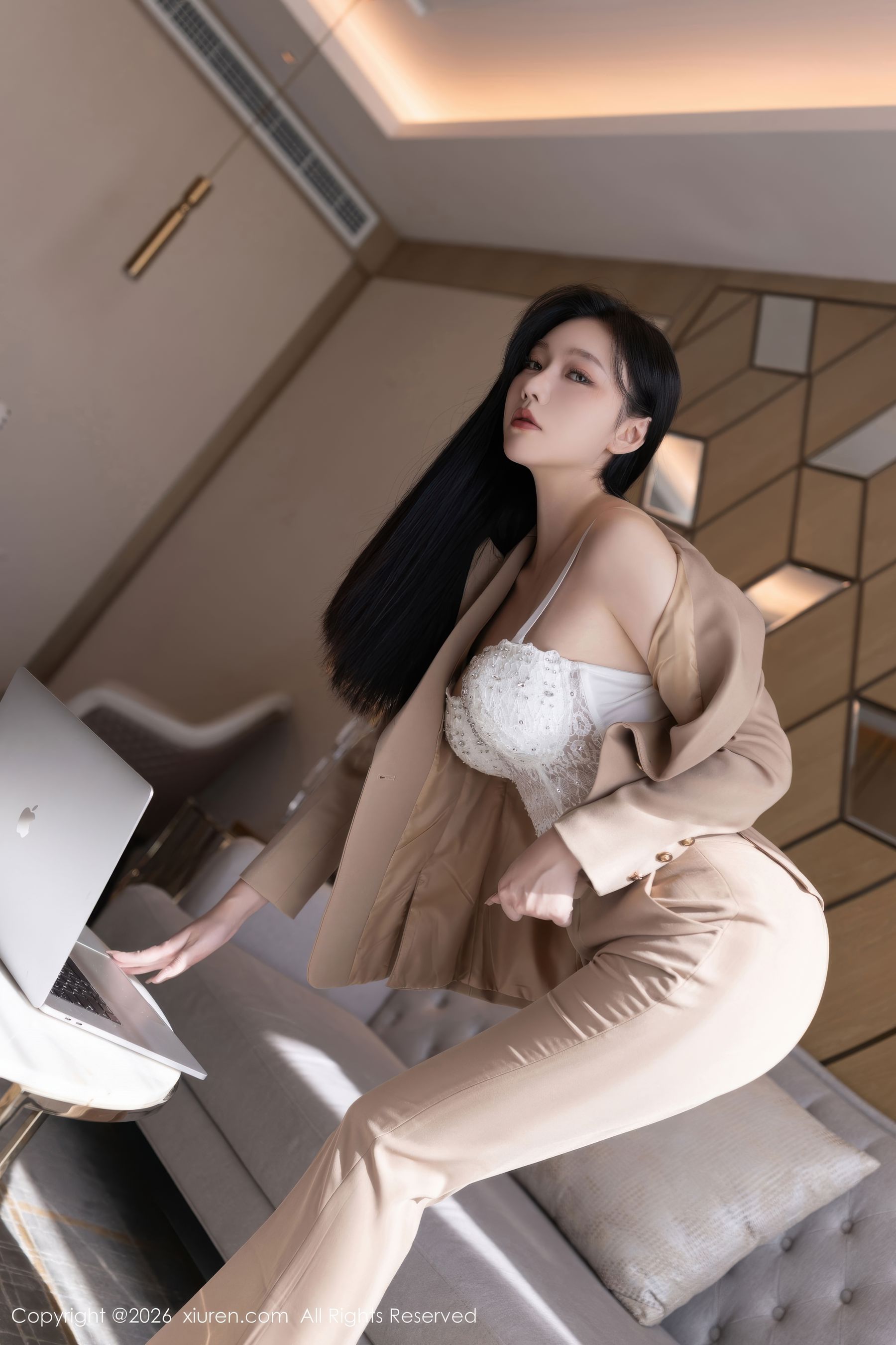 [秀人XiuRen] 2026.01.27 No.11282 安然anran/(72P)