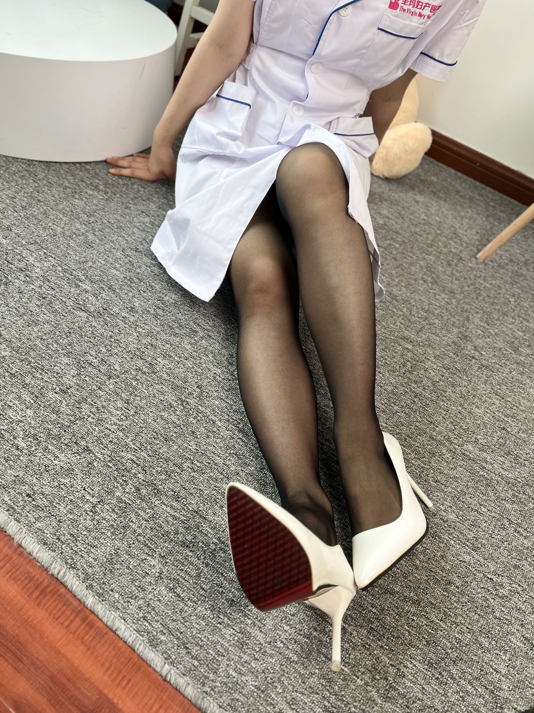 三禾摄影 No.073 护士服 黑丝 高跟/(289P)