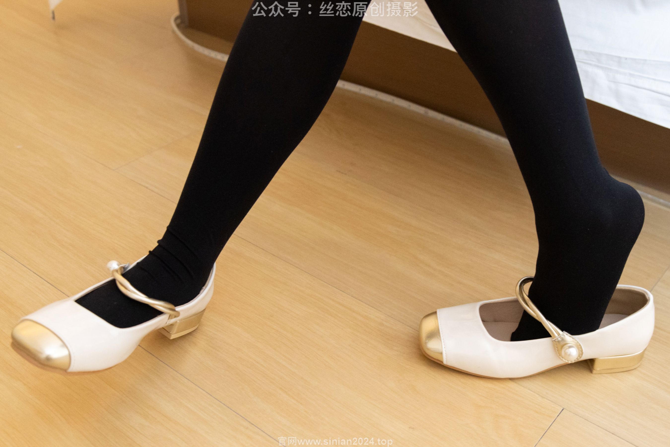 丝恋摄影 No.003 泡芙-厚黑丝 小皮鞋 水手服/(166P)