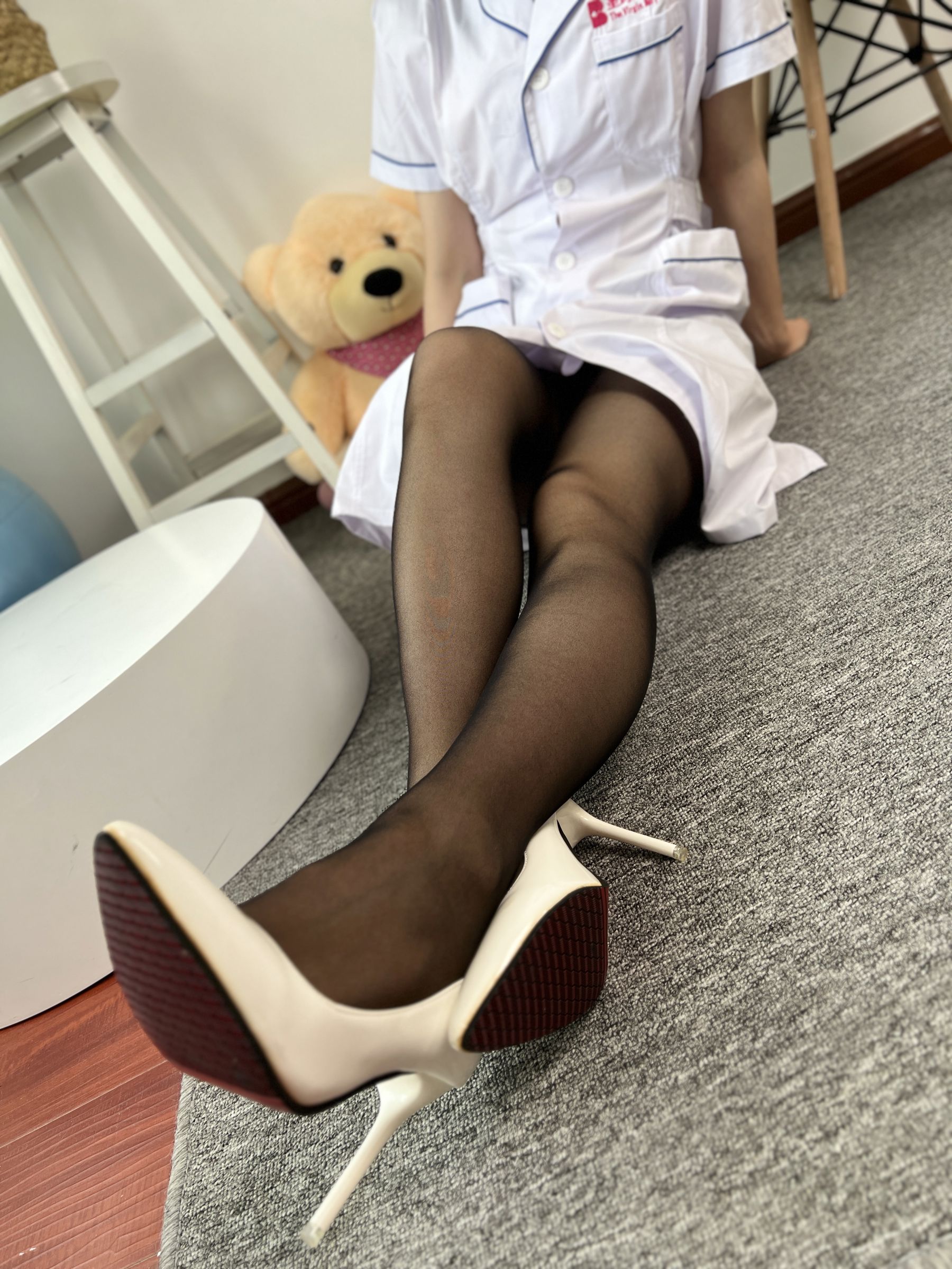 三禾摄影 No.073 护士服 黑丝 高跟/(289P)