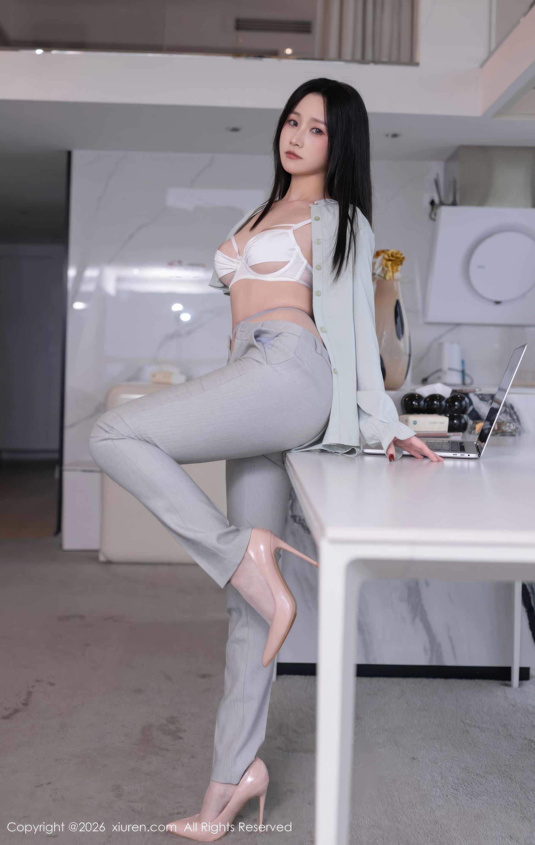 [秀人XiuRen] 2026.01.28 No.11285 杏子Yada/(81P)