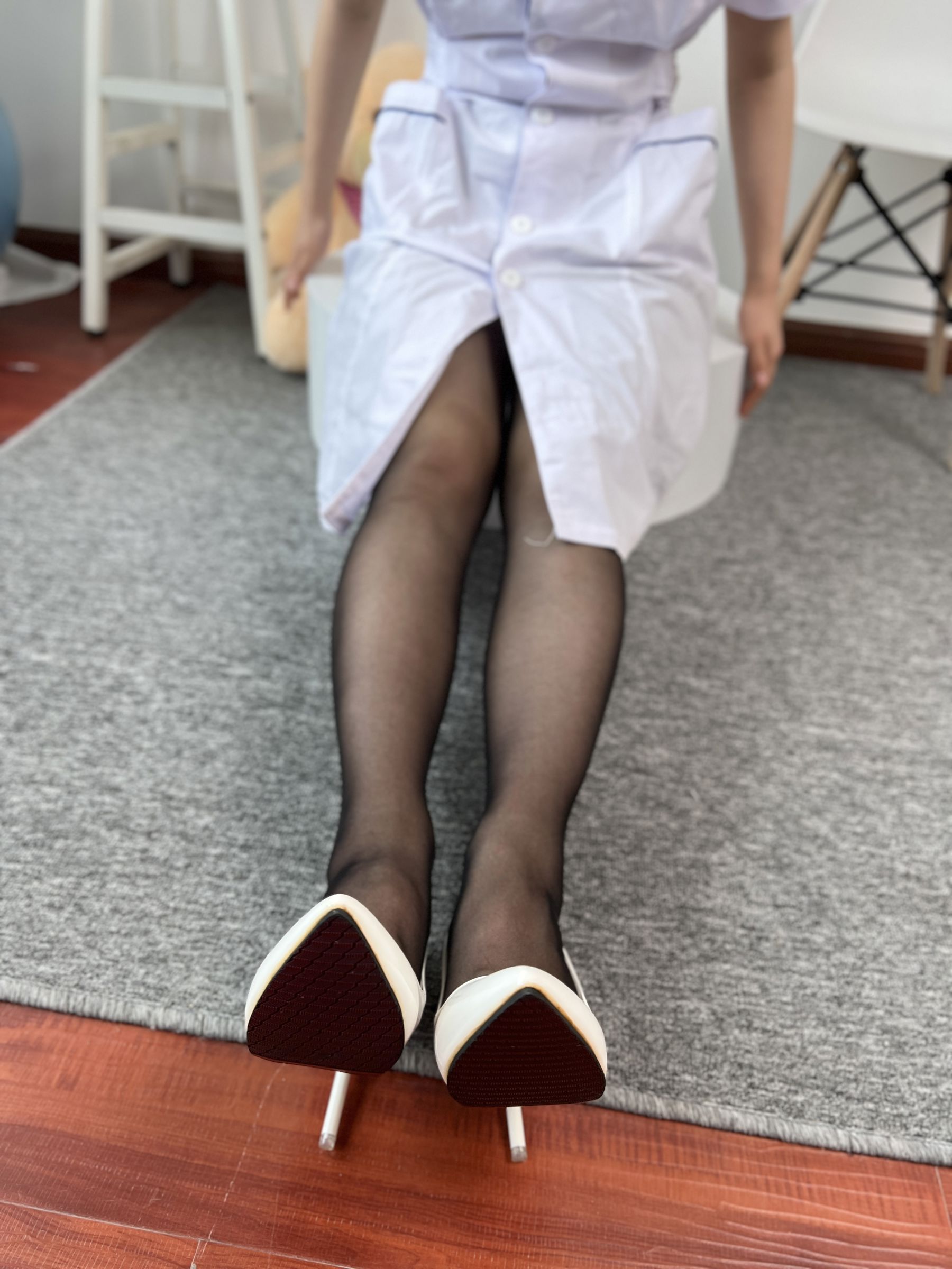 三禾摄影 No.073 护士服 黑丝 高跟/(289P)