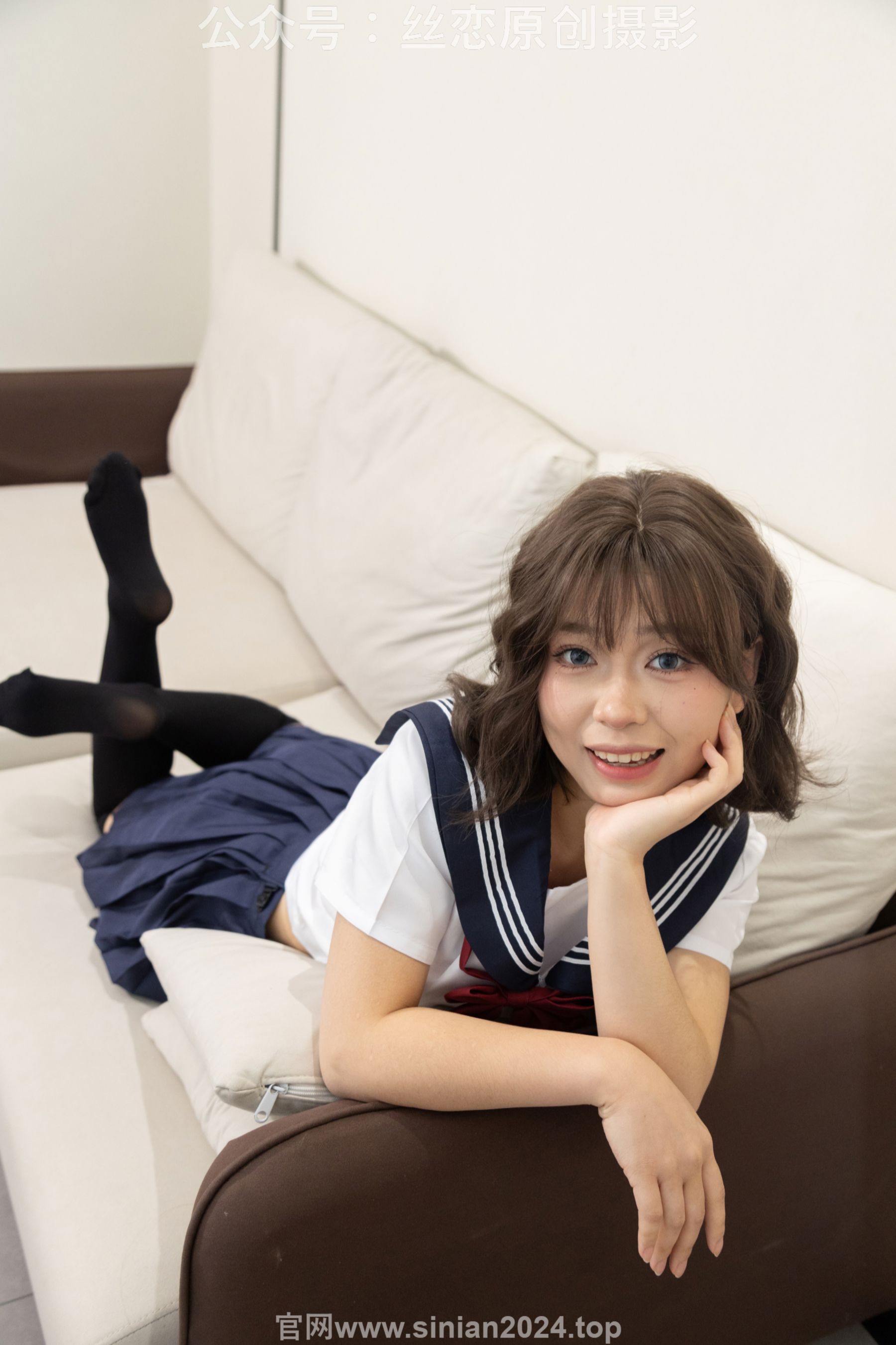 丝恋摄影 No.003 泡芙-厚黑丝 小皮鞋 水手服/(166P)