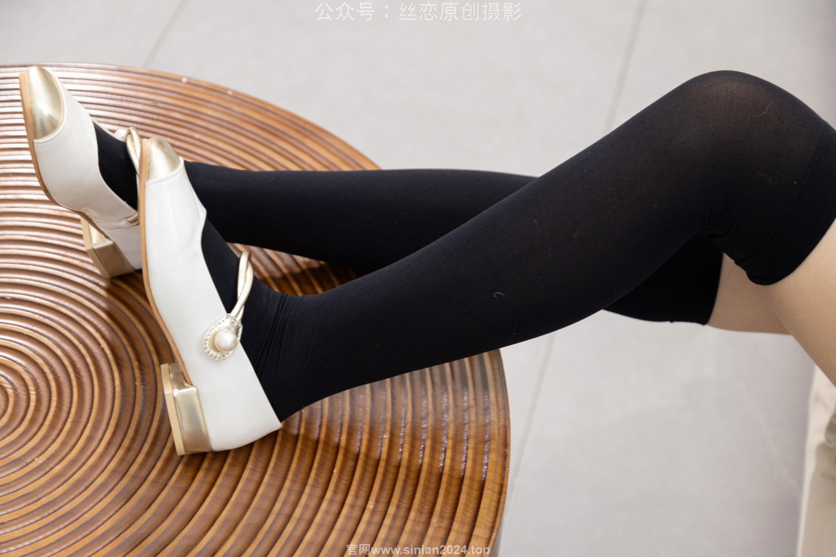 丝恋摄影 No.003 泡芙-厚黑丝 小皮鞋 水手服/(166P)