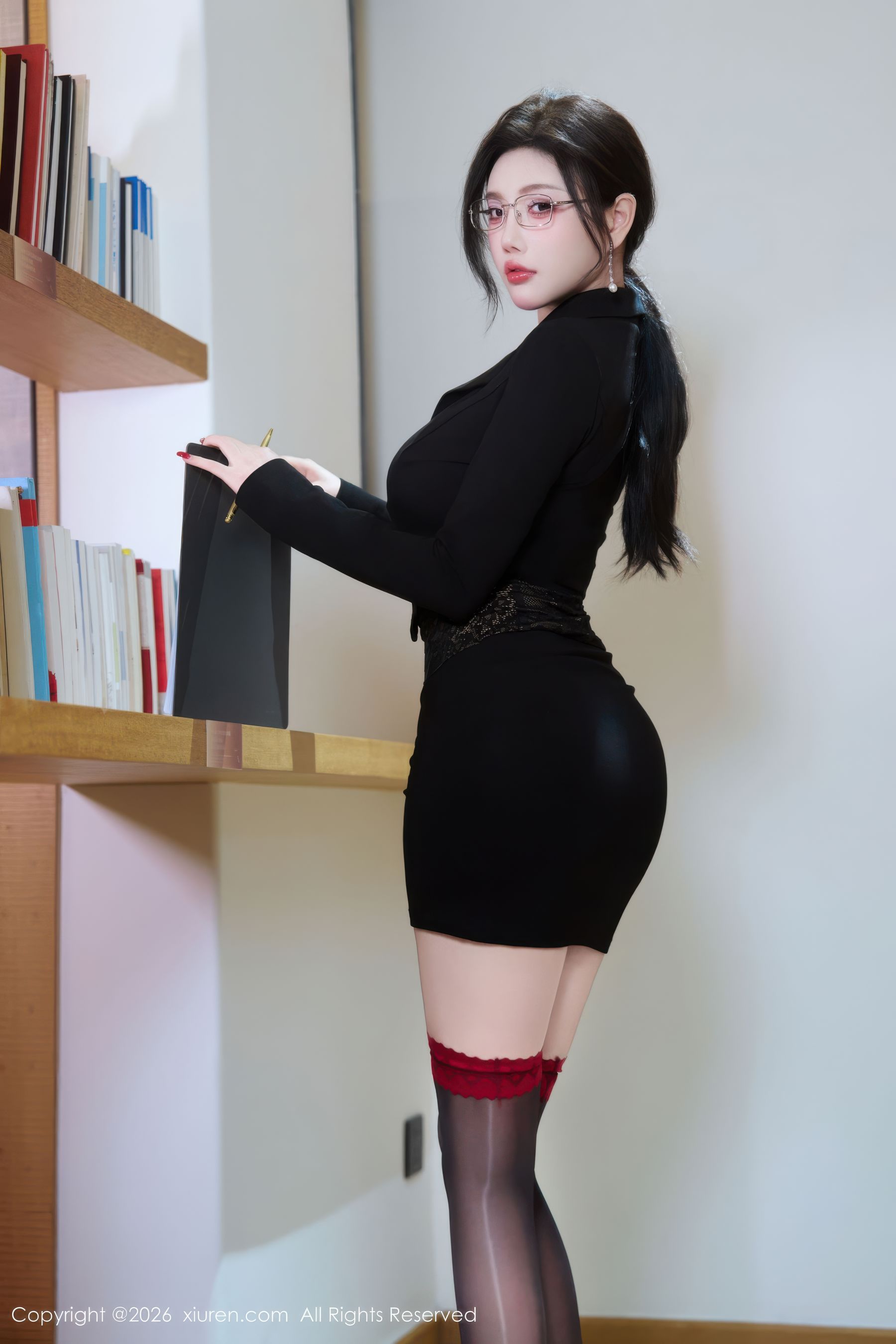 [秀人XiuRen] 2026.01.14 No.11230 杨晨晨/(75P)