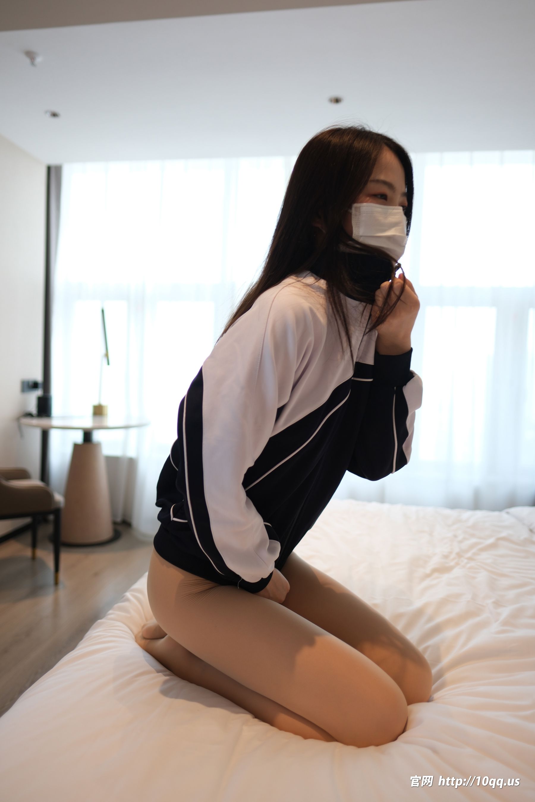 [ROSI写真] 口罩系列 2025.04.19 NO.3233/(66P)