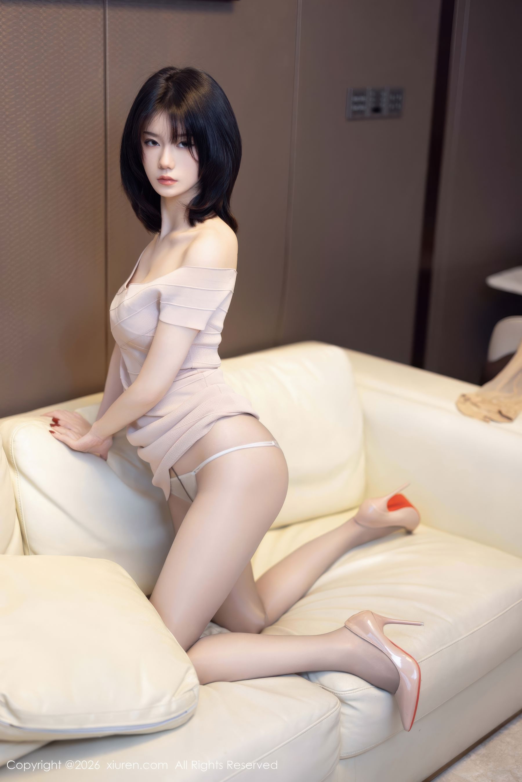 [秀人XiuRen] 2026.01.16 No.11244 凌七七/(84P)