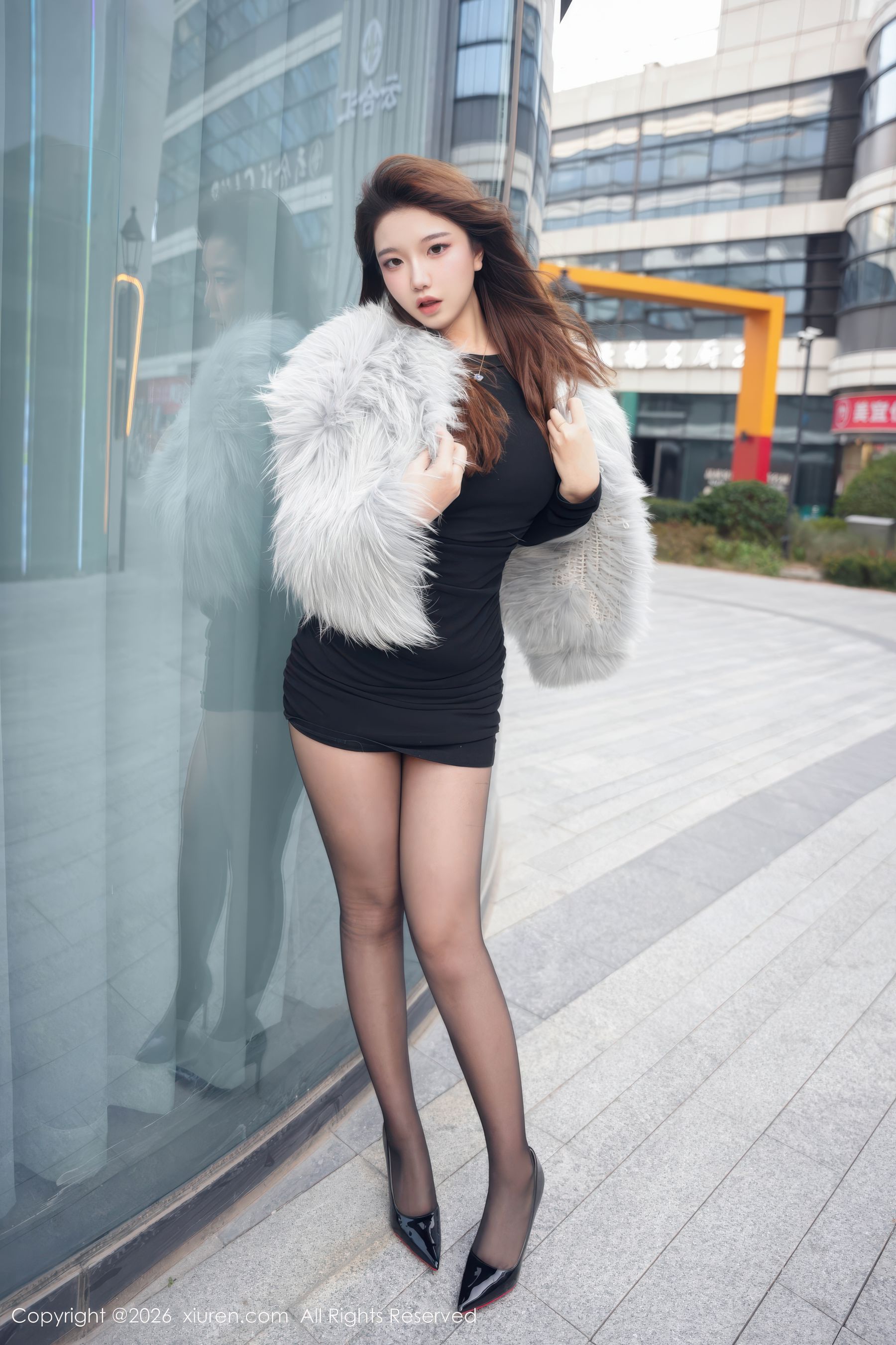 [秀人XiuRen] 2026.01.20 No.11250 小依依MM/(66P)