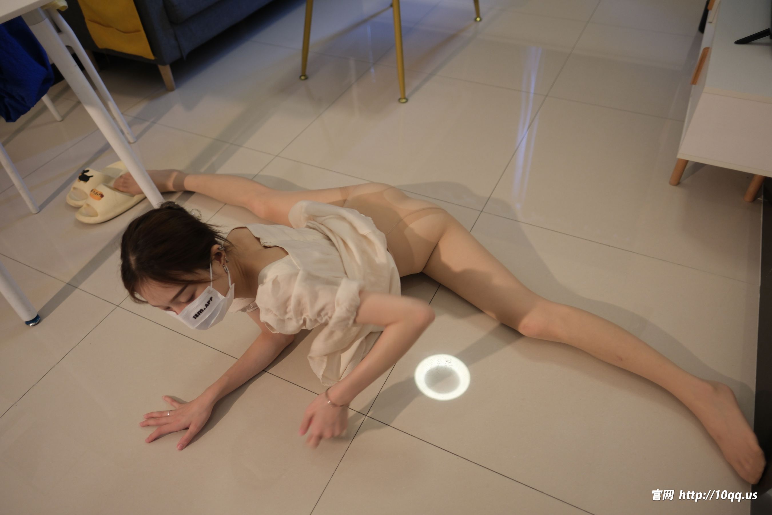 [ROSI写真] 口罩系列 2025.01.19 NO.3143/(47P)