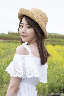 [Graphis Gals] NO.554 Mirei Uno 宇野みれい Curvaceous!/(63P)